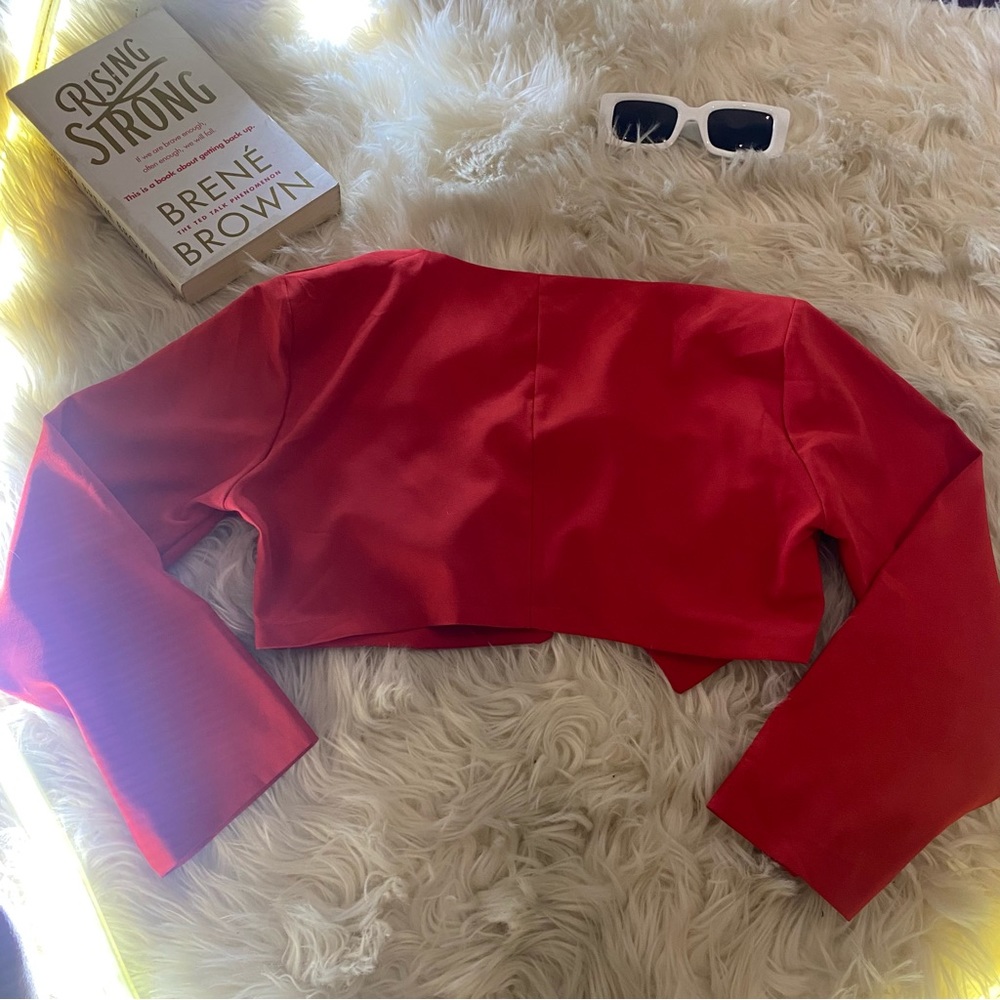 Red Shrug - Picture 2 of 11